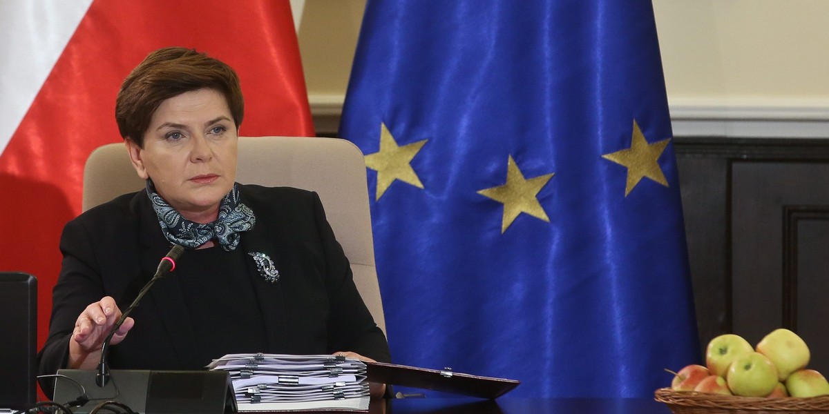 Własny gabinet zmęczył premier Szydło