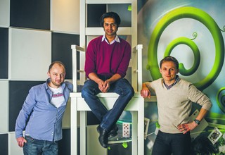 Dostarczą do domu zakupy, kwiaty i obiad. Za darmo