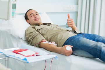 Oltásellenesség: sokan elutasítják az oltottak vérét a transzfúzió során