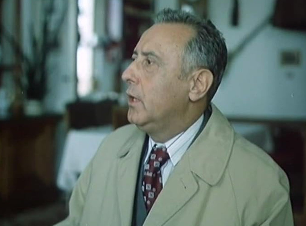 Jaroslav Vozáb vo filme Guľový blesk. 