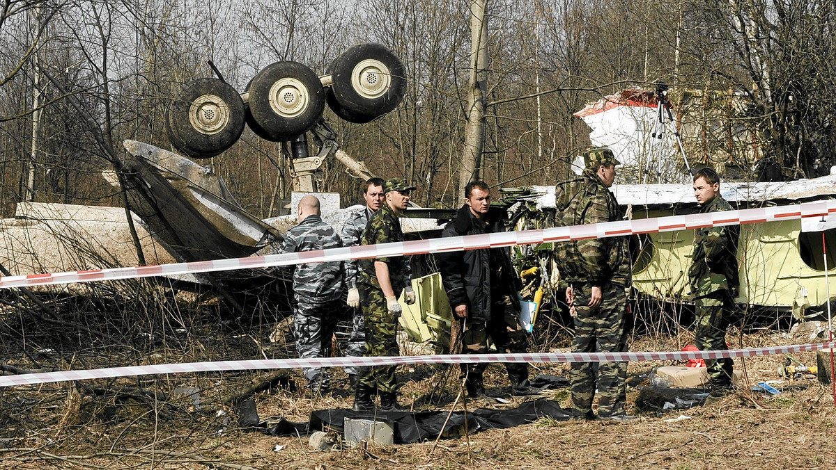 O "defragmentację" wraku Tu-154M, który rozbił się 10 kwietnia 2010 r. w Smoleńsku, pyta Rosjan stołeczna prokuratura prowadząca śledztwo ws. niszczenia materiału dowodowego, jakim są szczątki samolotu.