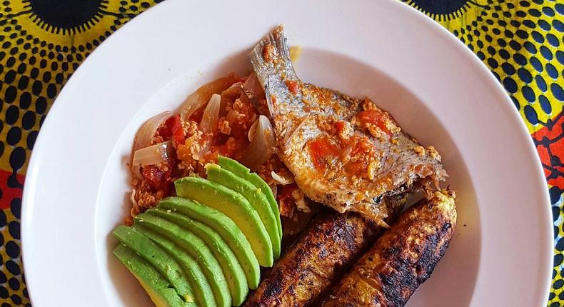 Koobi egg stew and roasted ripe plantain (Mukasechic)