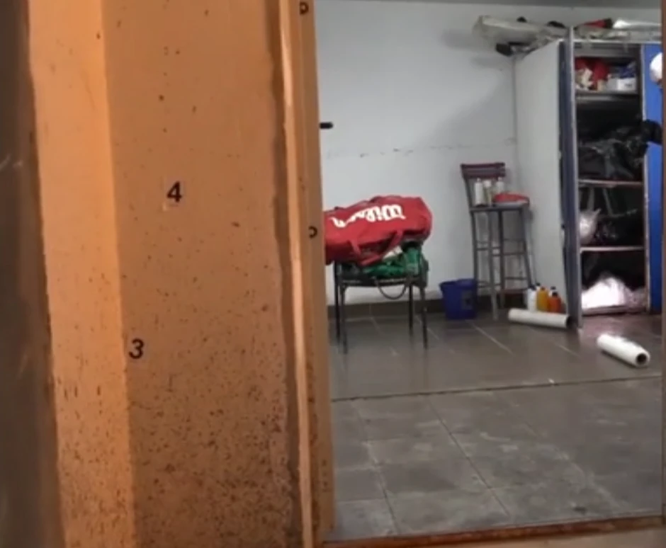 Brojna higijenska sredstva koristili su kako bi prikrili tragove nakon ubistva