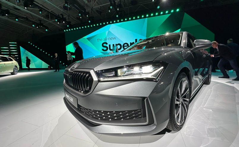 Nowa Skoda Superb