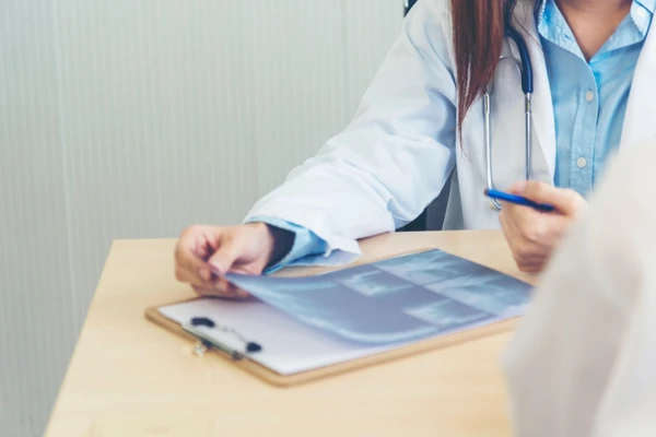 Ovo su SIMPTOMI RAKA od kojeg je bolovala dr Tamara Lazić: Bolest je PODMUKLA, mnogi se jave lekari kada je kancer već metastazirao, a na ove znake obavezno obratite pažnju 