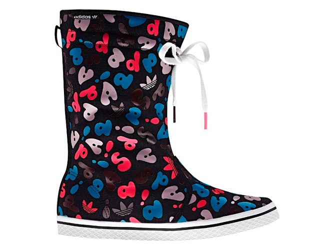 Kratki i groszki: kolekcja adidas Originals dla kobiet na sezon jesień 2011.