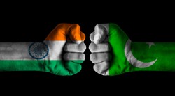 Zegar Zagłady tyka? Pakistan nie ma szans w konwencjonalnym starciu z Indiami. Ale ma 110 głowic nuklearnych