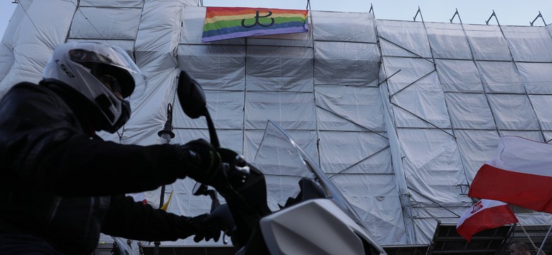 Incydenty podczas Marszu Powstania Warszawskiego. Są pierwsze zatrzymania