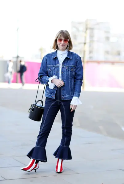 London Fashion Week AW 2018 street style