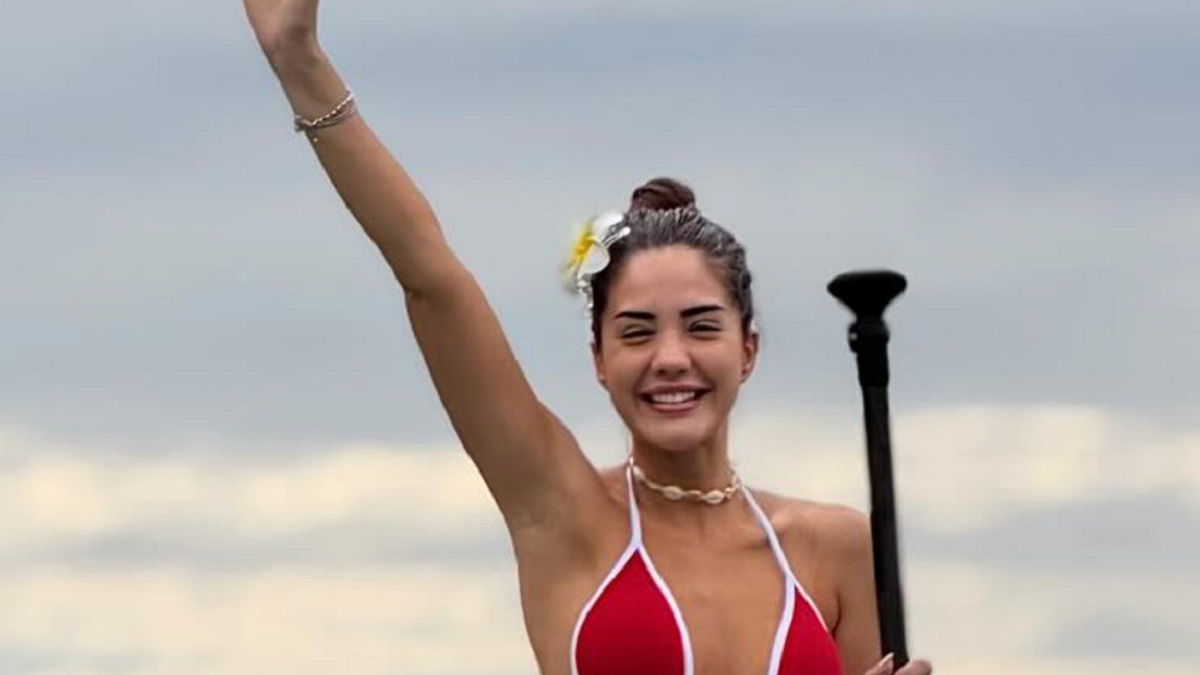 "MORAM DA POČNEM SA TRENINZIMA, DOSTA SAM SE OSLANJALA NA GENETIKU" Anđela Đuričić se oglasila sa Tajlanda i pokazala kako zaista izgleda: Sebi je zadala ovaj cilj (FOTO) Kép