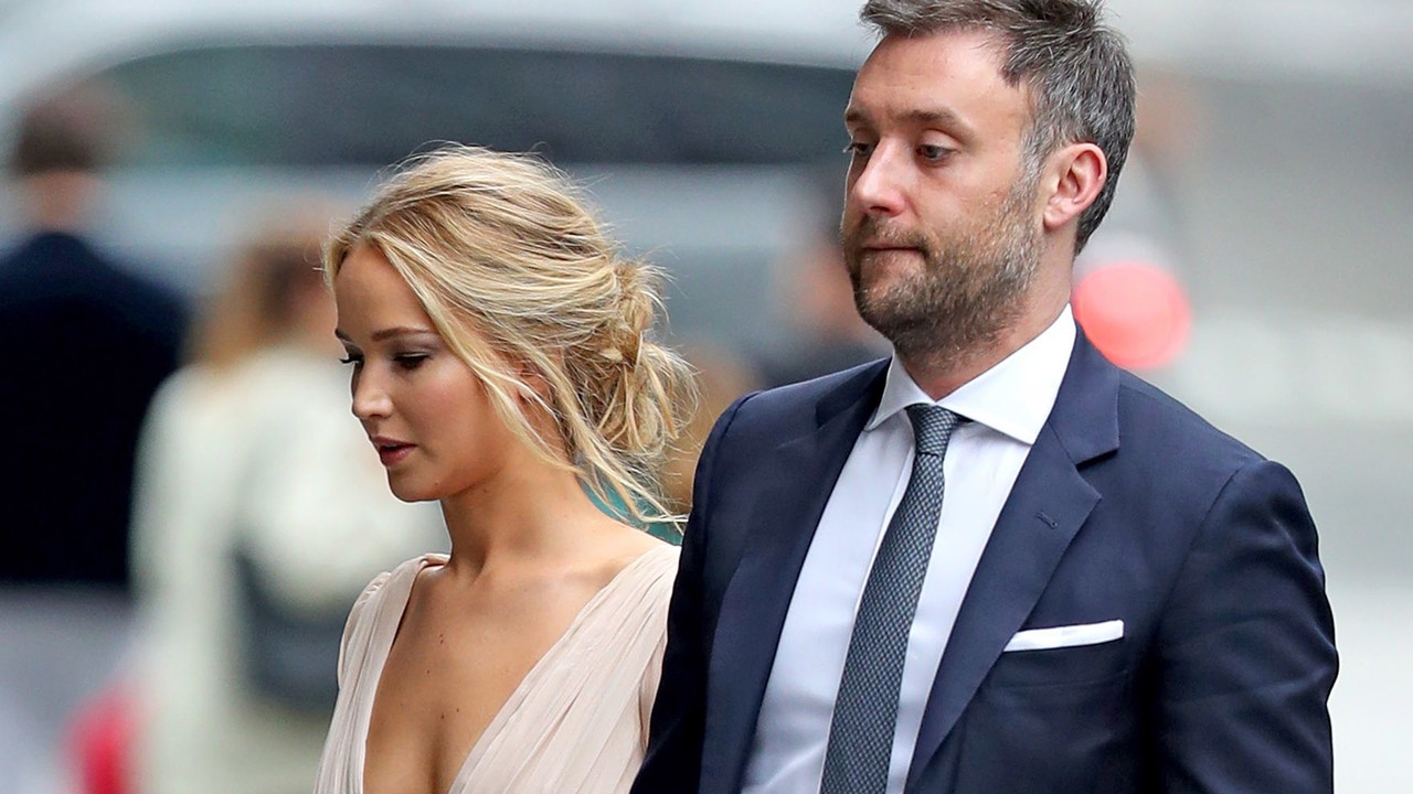 Miłość Jennifer Lawrence i jej męża dojrzewała w ciszy. "Czułam się totalnie zażenowana"