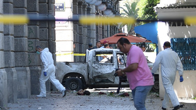 Tunezja: Zamachy w Tunisie. Zginął policjant