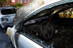 W Gdańsku grasował podpalacz. Spłonęło 19 samochodów. ZDJĘCIA