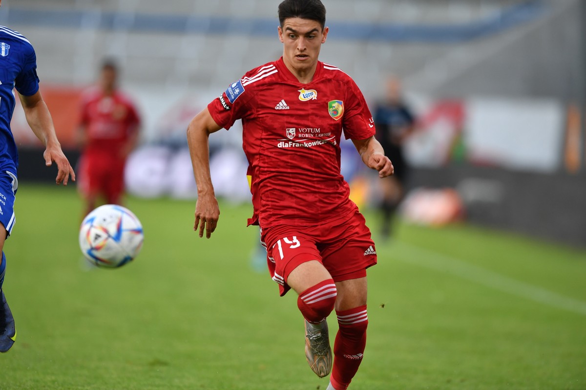 Zawodnik Miedzi Legnica Olaf Kobacki