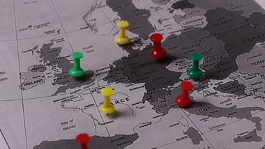 92 proc. absolwentów nie zdobywa kompletu punktów. Europa i Polska, znasz?