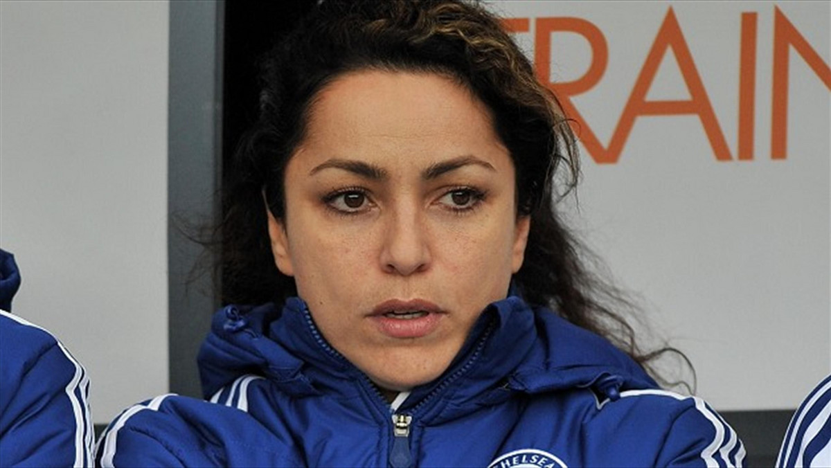 Była lekarka Chelsea Eva Carneiro podczas wystąpienia na konferencji "Football Medicine Strategies" powiedziała, że "piłkarze powinni mieć zaufanie w poczynania sztabów medycznych".