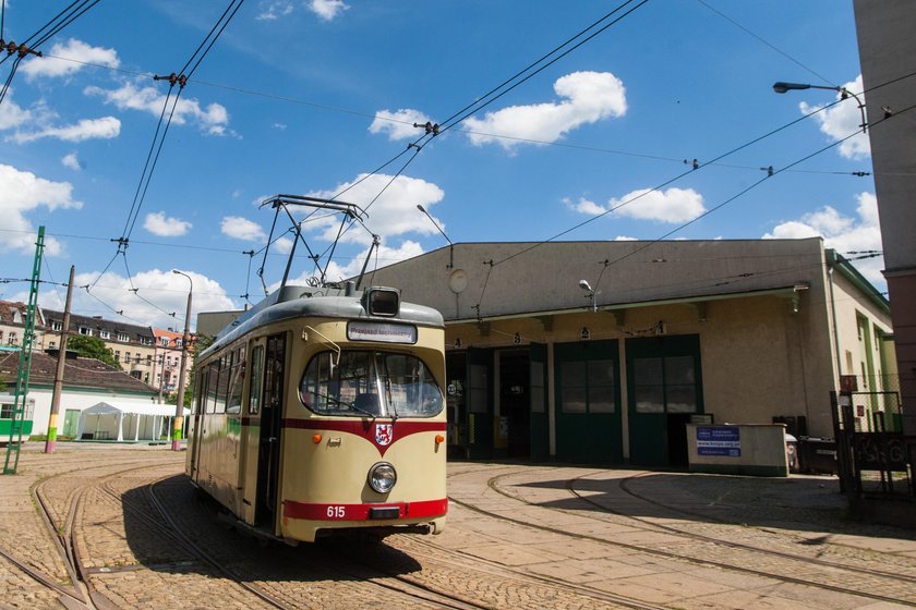 W starej zajezdni tramwajowej na ul. Madalińskiego powstanie muzeum komunikacji.