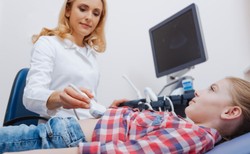 Urolog: Albo za dużo jest produkowanego moczu, albo za mały pęcherz