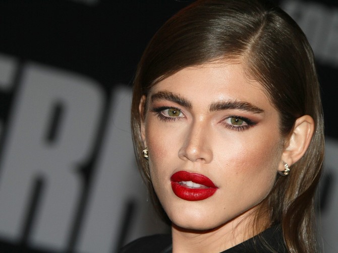 Valentina Sampaio