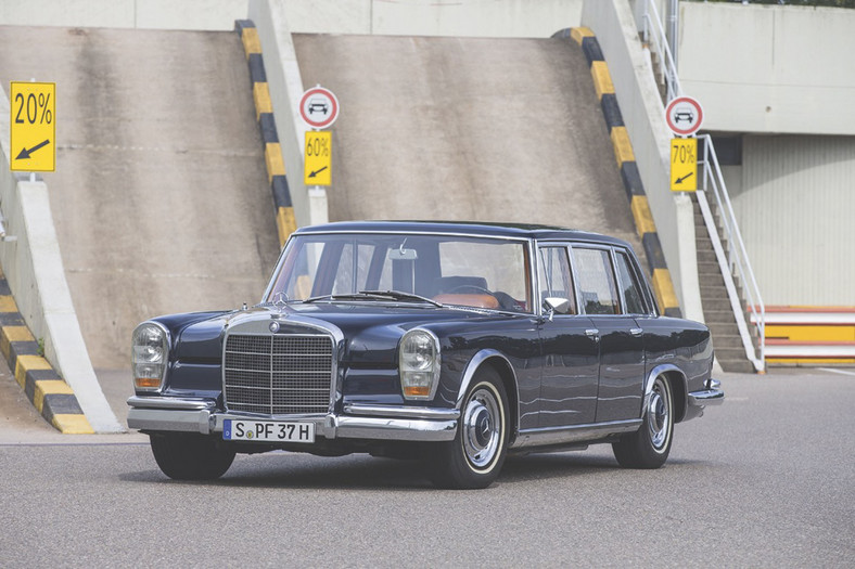 Mercedes 600 - apodyktyczny klasyk z gwiazdą