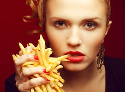 Przez stres odżywiamy się niezdrowo. Znamy mechanizmem