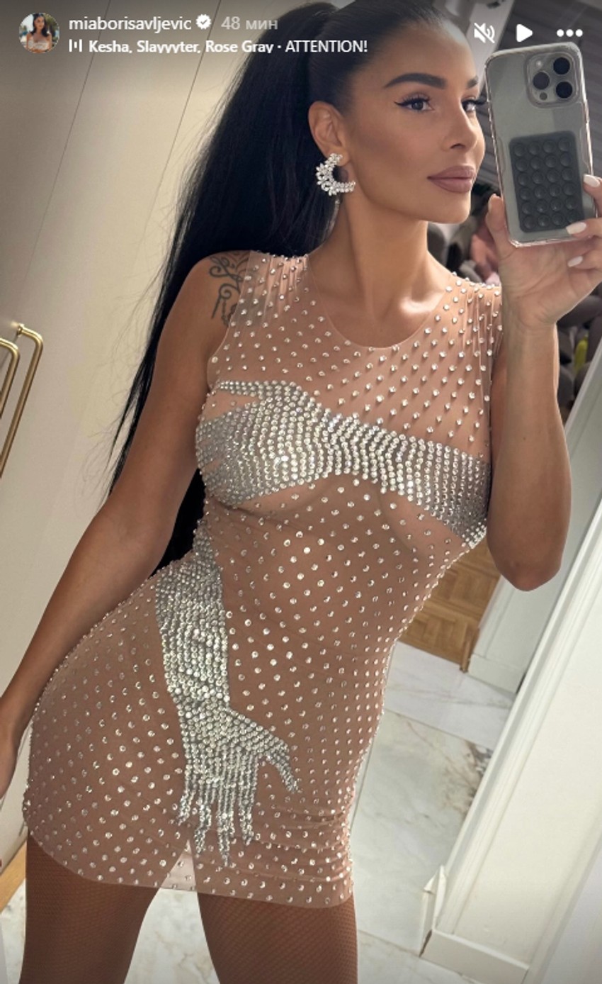 Mia Borisavljević u providnoj haljini