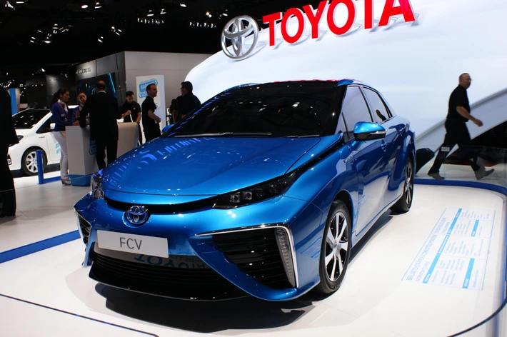 Toyota FCV