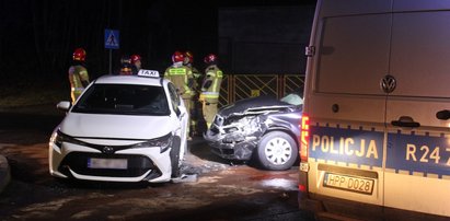 64-latek spowodował wypadek i uciekł. Ucierpiały dwie kobiety