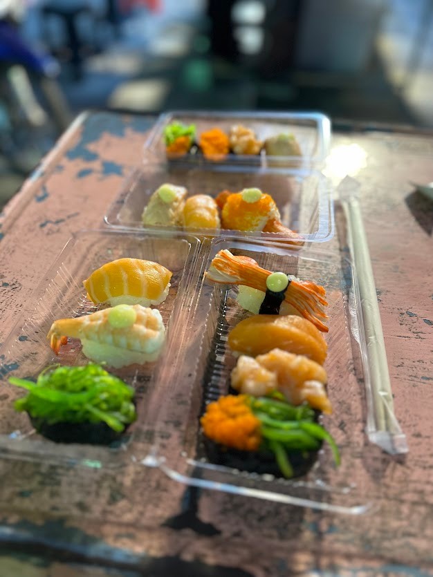 Sushi v Thajsku je neuveriteľne lacné.