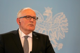 Timmermans: Sprawa Trybunału Konstytucyjnego pozostaje nierozwiązana