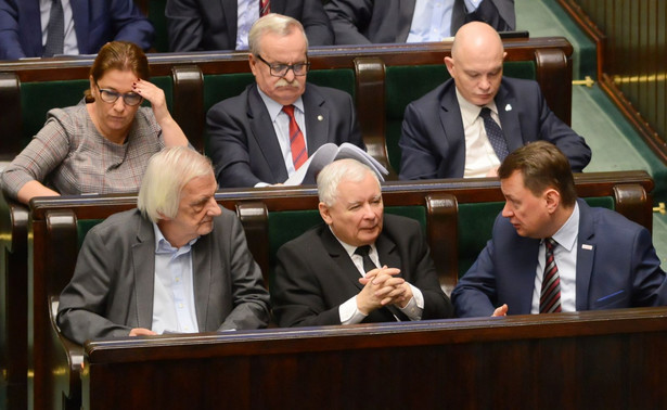 Kaczyński spóźniony do Sejmu na "minutę ciszy" dla Adamowicza. "Czysty przypadek, proszę nie doszukiwać się drugiego dna"