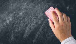 Stępniak: Sami tracimy suwerenność [FELIETON]