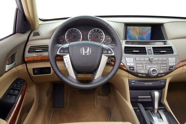 Nowa Honda Accord dla rynku północnoamerykańskiego