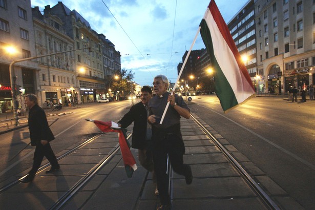 Demonstracje w Budapeszcie w rocznicę Powstania na Węgrzech w 1956 roku.