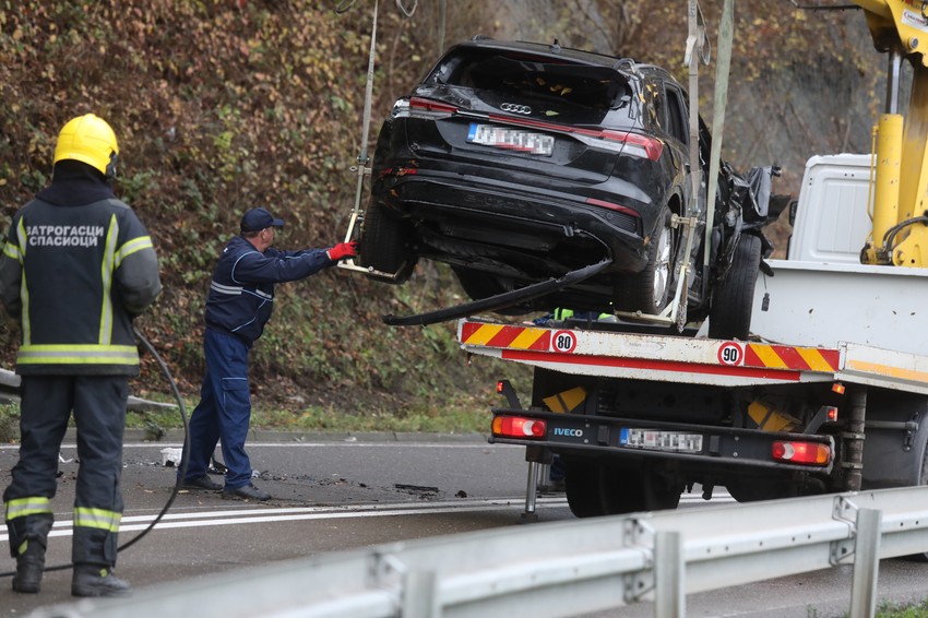 Izvlačenje auta u kojem je bila nestala Ana Radović