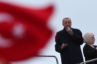 Recep Tayyip Erdogan na wiecu po zwycięstwie w drugiej turze wyborów prezydenckich w Turcji