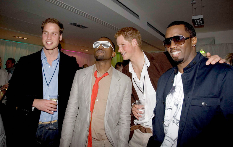 Książę William, P. Diddy, książę Harry i Kanye West, 2007 r.