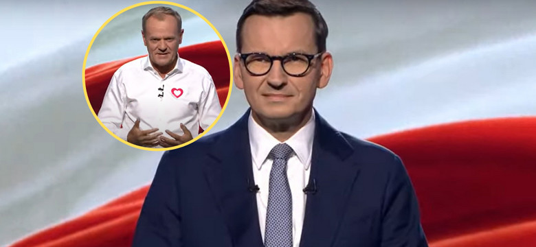 Debata TVP. Mateusz Morawiecki pokazał 2 zł. Nie bez powodu