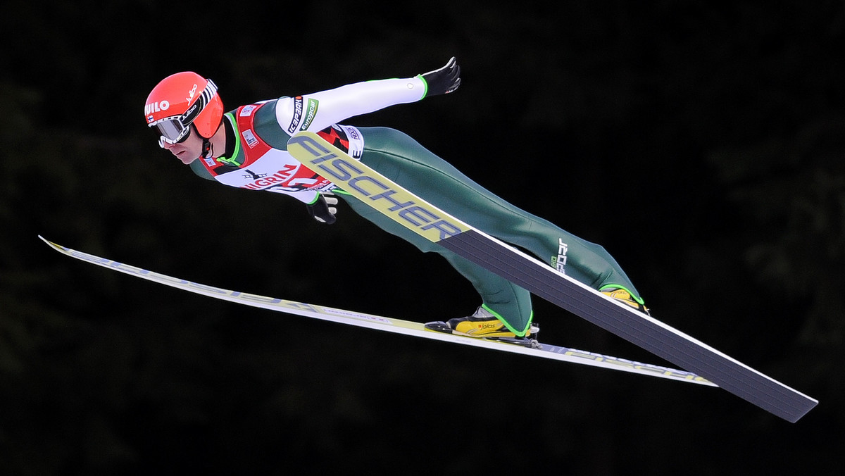 Legendy Pucharu Świata w niczym nie przypominają dominatorów sprzed lat. Noriaki Kasai, Janne Ahonen i Simon Ammann zamiast o triumfy, miewają problemy... z awansem do konkursów.