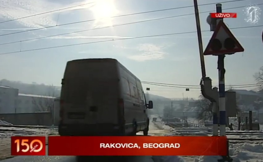 Kombi izbegao nesreću