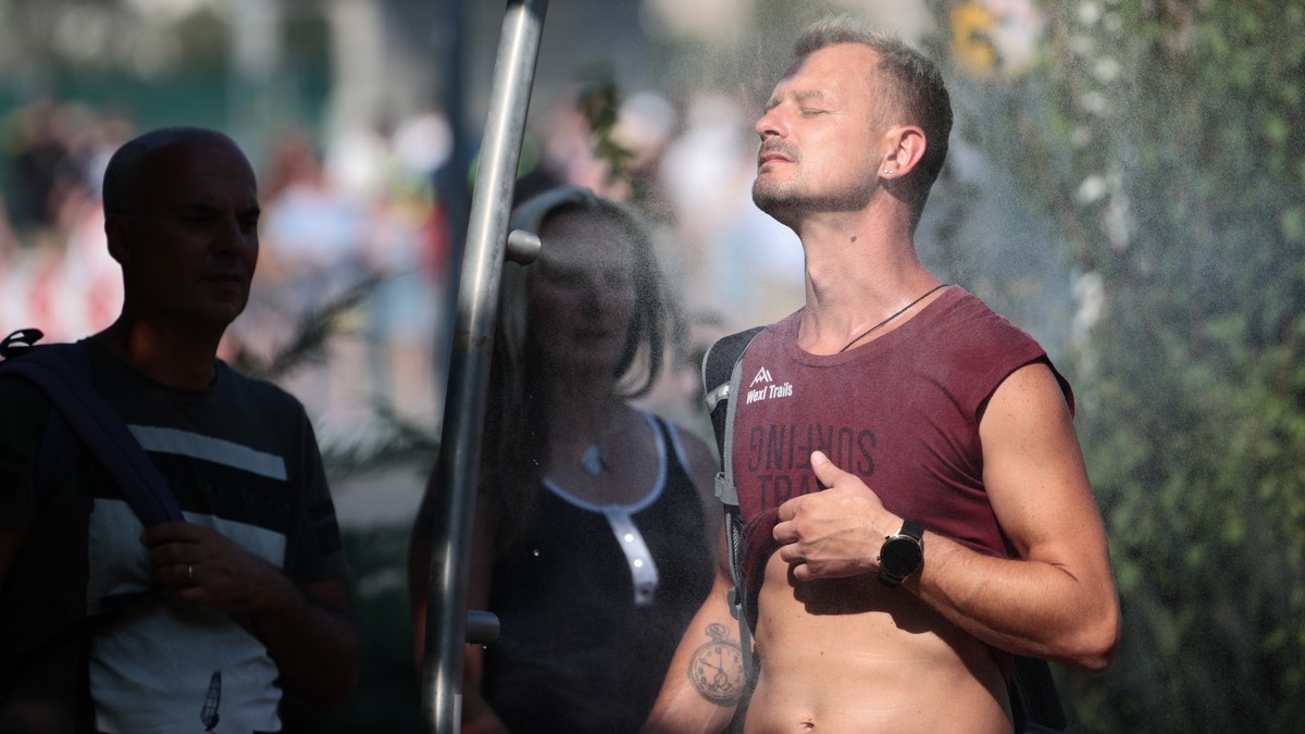 Ne reménykedjen lehűlésben: marad a pusztító hőség a jövő héten is, a 40 fokot fogjuk súrolni