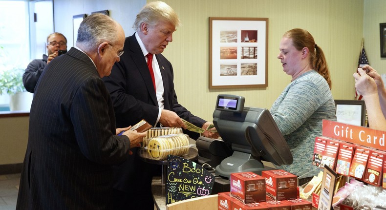 trump buying cookies