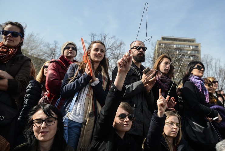 Manifestacja przeciwko ustawie antyaborcyjnej