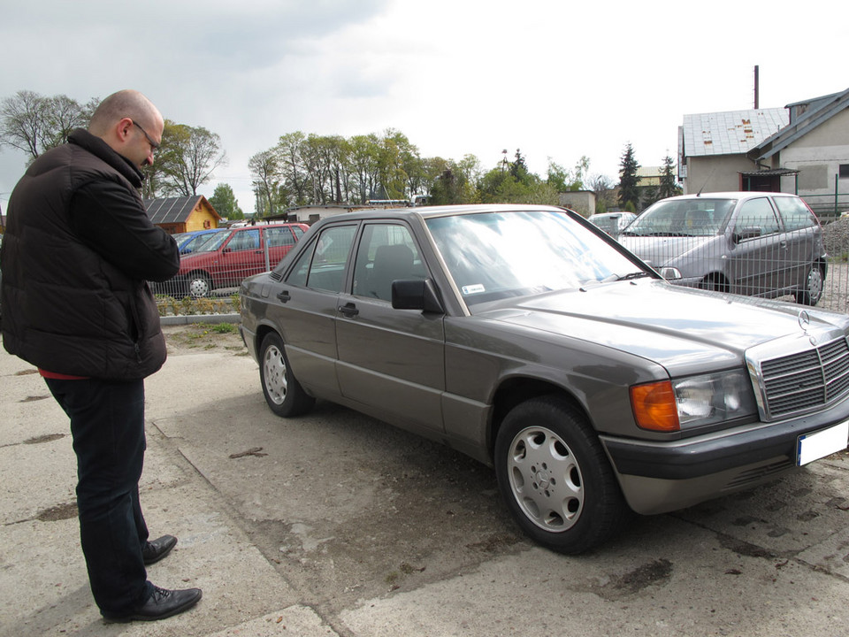 Czy warto jechać daleko po samochód? Zobacz jak sprawdzić