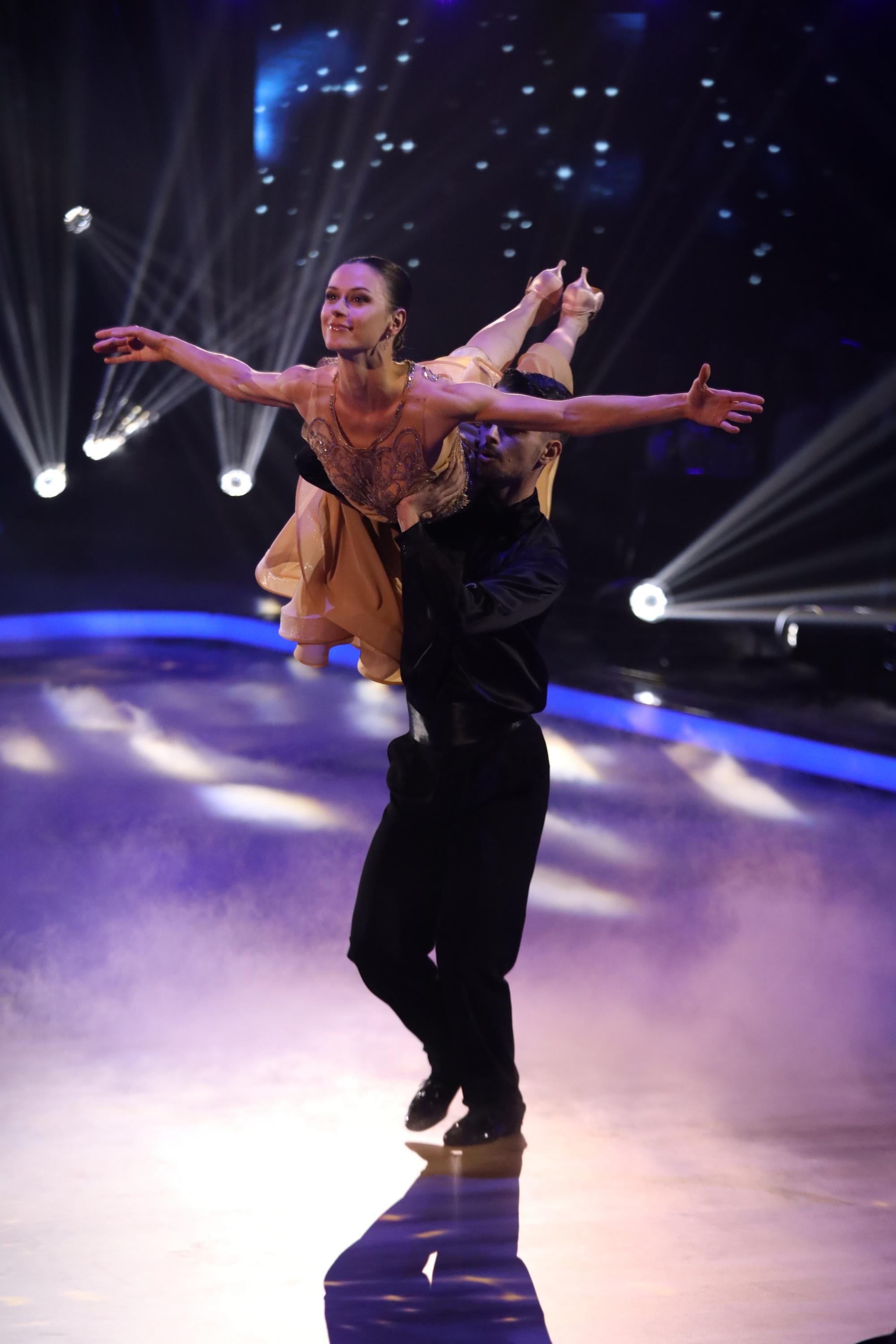 Ôsme kolo 9. ročníka šou Let's Dance: Anna Jakab Rakovská a Jaroslav Ihring.