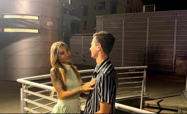 Aneli, Nerio i Hana ispred studija Pinka