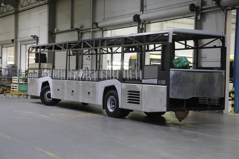 Fabryka Solarisa w Bolechowie: etapy produkcji autobusu miejskiego