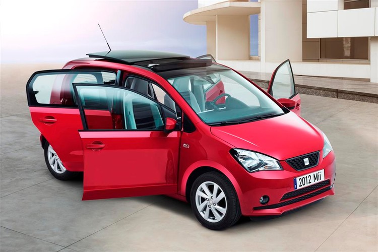 Ludzie z Seata obiecują, że 5-drzwiowy mii będzie oferowanym w przystępnej cenie. Jak będzie czas pokaże…