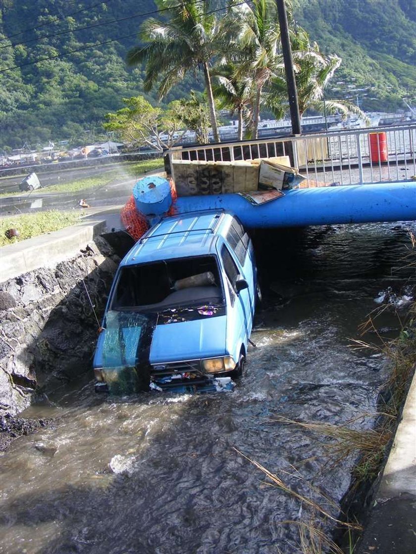 Tsunami morduje na Samoa