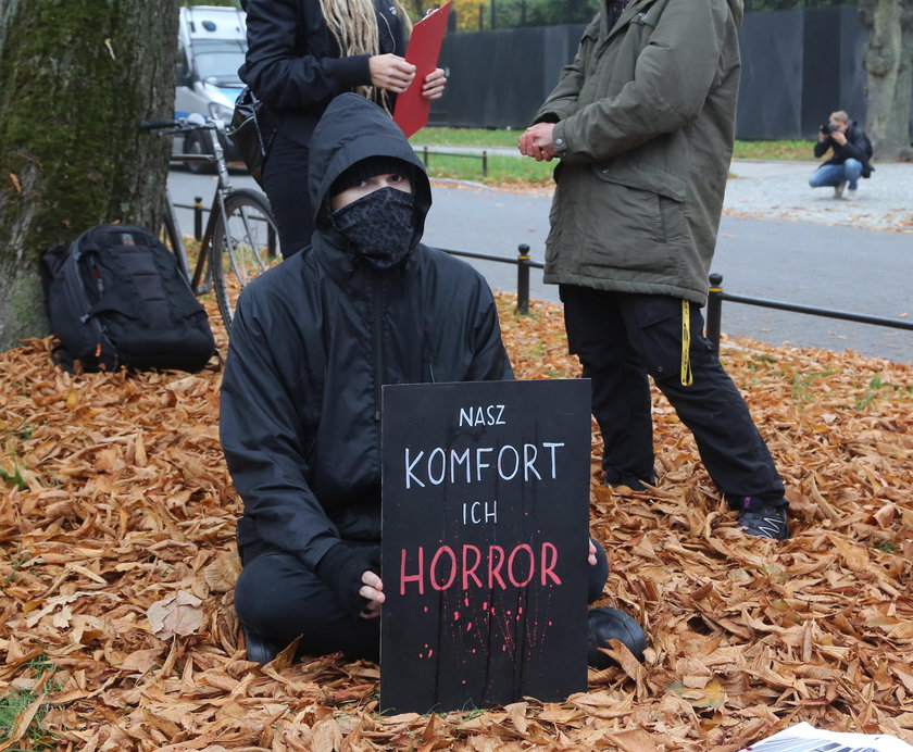 Protest przed Ambasadą Niemiec w Warszawie